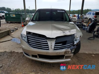 Piąte zdjęcie samochodu w środku: 2017 LINCOLN MKT VIN:2LMHJ5FK1HBL00680 - miniatura