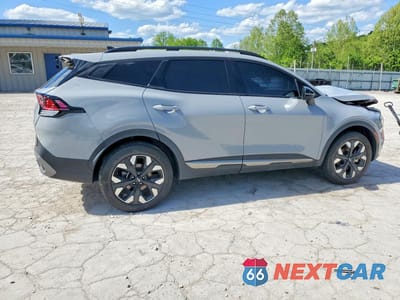 Trzecie zdjęcie samochodu z tyłu: 2023 KIA SPORTAGE X LINE VIN:5XYK6CAF2PG052360 - miniatura