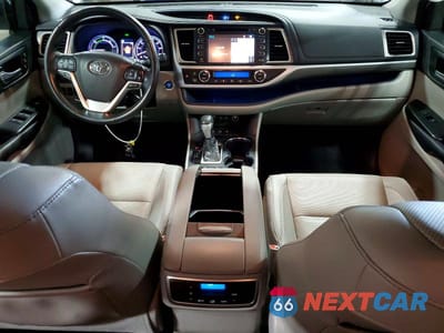 Zdjęcie 8 z 13 samochodu: 2018 TOYOTA HIGHLANDER HYBRID LIMITED VIN:5TDDGRFH1JS041931 - miniatura