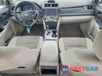 Zdjęcie 8 z 12 samochodu: 2013 TOYOTA CAMRY HYBRID LE VIN:4T1BD1FK8DU081190 - miniatura