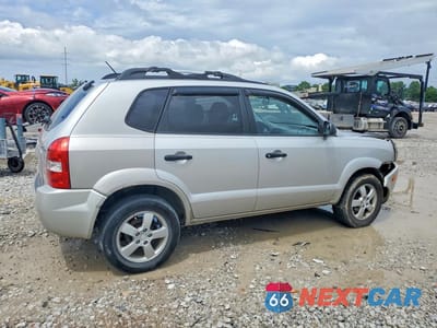 Trzecie zdjęcie samochodu z tyłu: 2006 HYUNDAI TUCSON GL VIN:KM8JM12B36U458626 - miniatura
