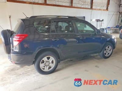 Trzecie zdjęcie samochodu z tyłu: 2010 TOYOTA RAV4 BASE VIN:JTMBF4DVXAD026104 - miniatura