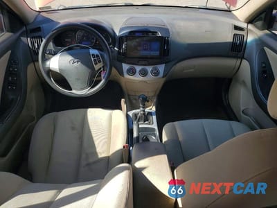 Zdjęcie 8 z 12 samochodu: 2009 HYUNDAI ELANTRA GLS VIN:KMHDU46DX9U759280 - miniatura