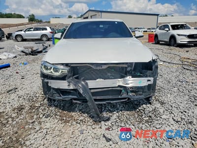 Piąte zdjęcie samochodu w środku: 2017 BMW 330 XI VIN:WBA8D9G3XHNU66025 - miniatura