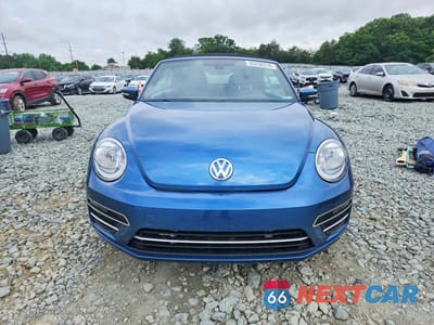 Piąte zdjęcie samochodu w środku: 2019 VOLKSWAGEN BEETLE S VIN:3VW5DAAT7KM509590 - miniatura
