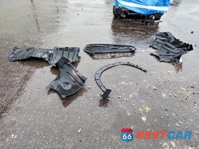 Zdjęcie 13 z 14 samochodu: 2025 TOYOTA GRAND HIGHLANDER HYBRID XLE VIN:5TDACAB50SS062542 - miniatura