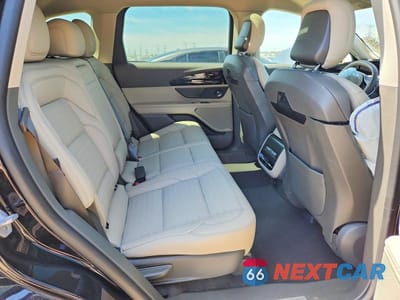 Zdjęcie 10 z 12 samochodu: 2025 LINCOLN NAUTILUS RESERVE VIN:5LMPJ8KA6SJ904344 - miniatura
