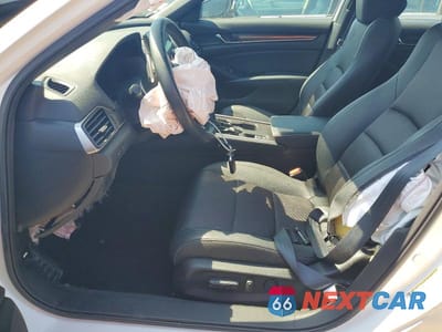 Zdjęcie 7 z 12 samochodu: 2020 HONDA ACCORD SPORT VIN:1HGCV1F39LA067802 - miniatura
