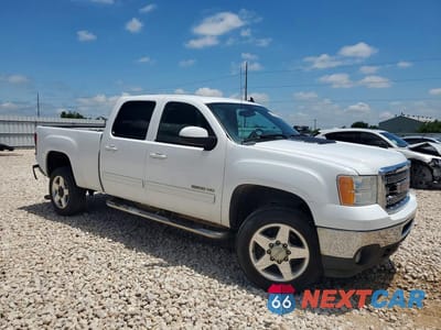 Czwarte zdjęcie samochodu z boku: 2014 GMC SIERRA C2500 SLT VIN:1GT111CG0EF173330 - miniatura