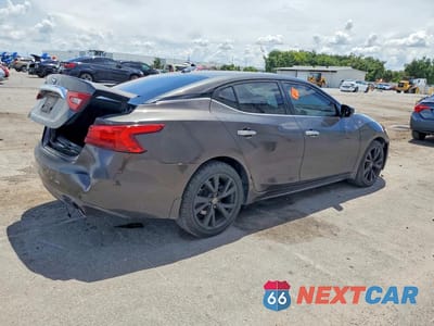 Trzecie zdjęcie samochodu z tyłu: 2016 NISSAN MAXIMA 3.5 S VIN:1N4AA6AP6GC441646 - miniatura
