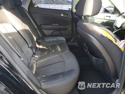 Zdjęcie 10 z 12 samochodu: 2016 KIA OPTIMA LX VIN:5XXGT4L39GG074125 - miniatura