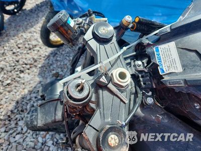 Zdjęcie 8 z 9 samochodu: 2024 KAWASAKI ZX1002 M VIN:JKBZXVM14RA007341 - miniatura