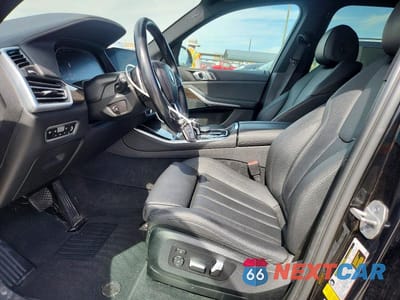 Zdjęcie 7 z 12 samochodu: 2021 BMW X5 SDRIVE 40I VIN:5UXCR4C09M9G71045 - miniatura