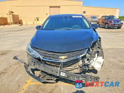 Piąte zdjęcie samochodu w środku: 2017 CHEVROLET CRUZE LT VIN:1G1BE5SM0H7277167 - miniatura