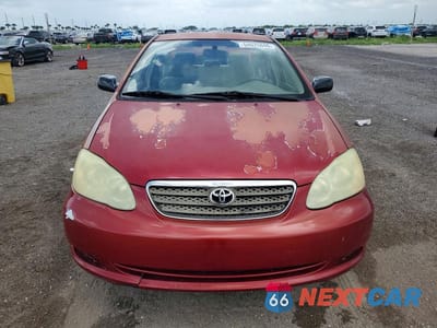 Piąte zdjęcie samochodu w środku: 2005 TOYOTA COROLLA CE VIN:1NXBR32E75Z437918 - miniatura