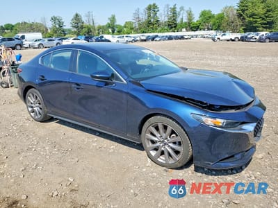 Czwarte zdjęcie samochodu z boku: 2020 MAZDA 3 PREFERRED VIN:3MZBPBDM5LM117861 - miniatura