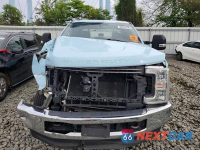 Piąte zdjęcie samochodu w środku: 2019 FORD F250 SUPER DUTY VIN:1FT7W2B62KED07816 - miniatura