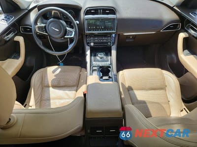 Zdjęcie 8 z 13 samochodu: 2018 JAGUAR F-PACE PRESTIGE VIN:SADCK2FX8JA289264 - miniatura