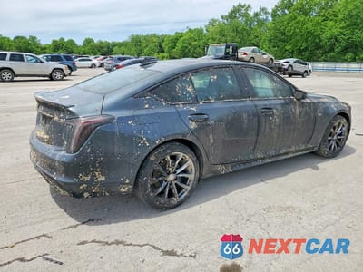 Trzecie zdjęcie samochodu z tyłu: 2025 CADILLAC CT5 SPORT VIN:1G6DU5RK5S0103217 - miniatura