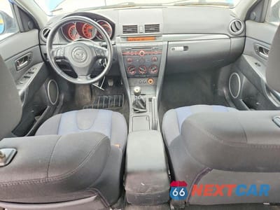 Zdjęcie 8 z 12 samochodu: 2005 MAZDA 3 HATCHBACK VIN:JM1BK343651245458 - miniatura
