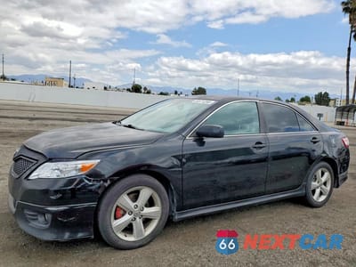 2010 TOYOTA CAMRY SE 4T1BF3EK2AU516854 - główne zdjęcie licytacji z USA - miniatura