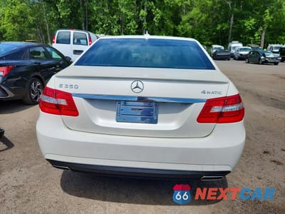 Zdjęcie 6 z 12 samochodu: 2013 MERCEDES-BENZ E 350 4MATIC VIN:WDDHF8JB6DA715368 - miniatura