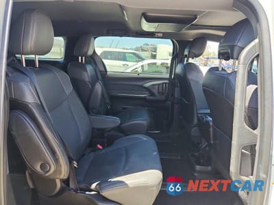 Zdjęcie 11 z 14 samochodu: 2022 TOYOTA SIENNA XLE VIN:5TDASKFCXNS053191 - miniatura