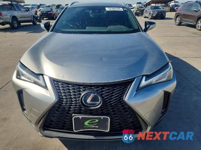 Piąte zdjęcie samochodu w środku: 2019 LEXUS UX 200 VIN:JTHY3JBH0K2014005 - miniatura