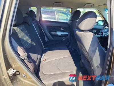 Zdjęcie 10 z 12 samochodu: 2012 KIA SOUL + VIN:KNDJT2A69C7389632 - miniatura