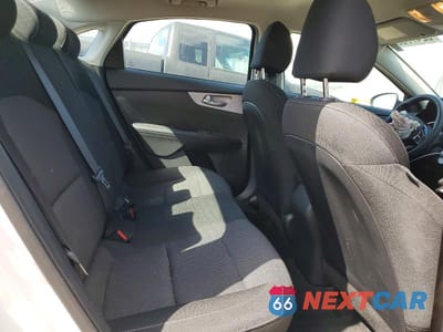 Zdjęcie 10 z 12 samochodu: 2024 KIA FORTE LXS VIN:3KPF24AD5RE827820 - miniatura