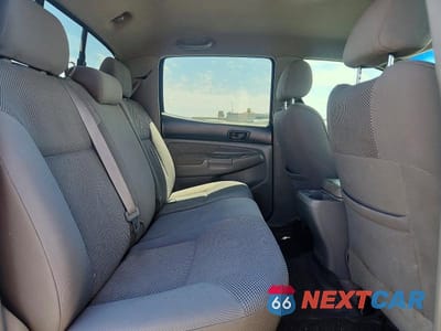 Zdjęcie 10 z 12 samochodu: 2006 TOYOTA TACOMA DOUBLE CAB VIN:5TELU42N06Z248730 - miniatura