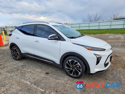 Czwarte zdjęcie samochodu z boku: 2022 CHEVROLET BOLT EUV PREMIER VIN:1G1FZ6S01N4128790 - miniatura
