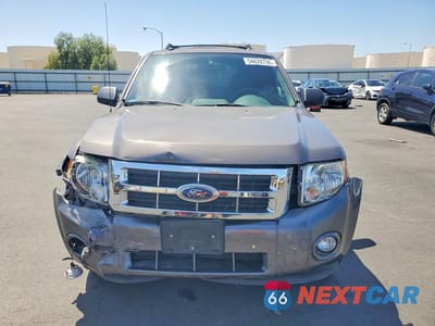 Piąte zdjęcie samochodu w środku: 2012 FORD ESCAPE XLT VIN:1FMCU0DG5CKC45860 - miniatura