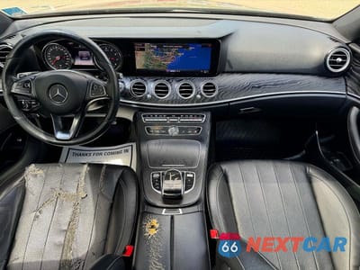Zdjęcie 9 z 13 samochodu: 2018 MERCEDES-BENZ E 300 4MATIC VIN:WDDZF4KB8JA356550 - miniatura