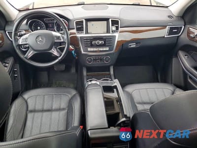 Zdjęcie 8 z 12 samochodu: 2013 MERCEDES-BENZ GL 450 4MATIC VIN:4JGDF7CEXDA176758 - miniatura