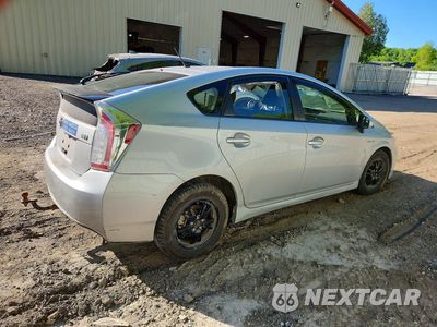 Trzecie zdjęcie samochodu z tyłu: 2015 TOYOTA PRIUS TWO VIN:JTDKN3DU0F1875901 - miniatura