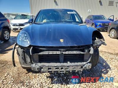 Piąte zdjęcie samochodu w środku: 2016 PORSCHE CAYENNE VIN:WP1AA2A23GKA13223 - miniatura