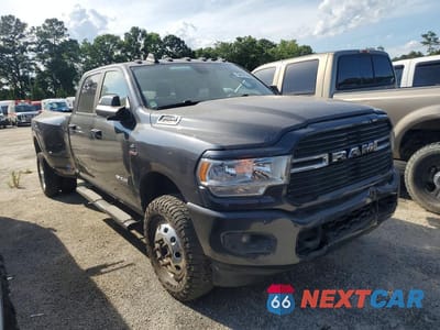 Czwarte zdjęcie samochodu z boku: 2021 RAM 3500 BIG HORN VIN:3C63RRHLXMG689141 - miniatura