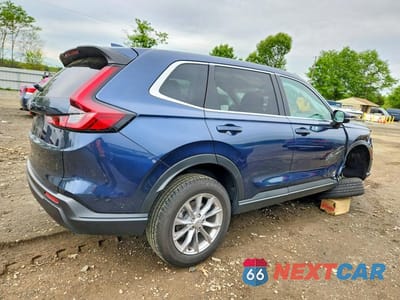 Trzecie zdjęcie samochodu z tyłu: 2025 HONDA CR-V EX VIN:2HKRS4H40SH491210 - miniatura