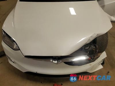 Zdjęcie 12 z 13 samochodu: 2019 TESLA MODEL X VIN:5YJXCAE20KF197164 - miniatura