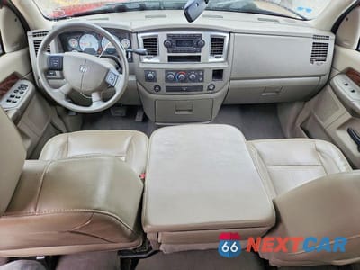 Zdjęcie 8 z 12 samochodu: 2008 DODGE RAM 1500 VIN:1D7HU18N58S549776 - miniatura