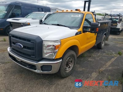 2015 FORD F350 SUPER DUTY 1FDRF3E68FEB95616 - główne zdjęcie licytacji z USA - miniatura