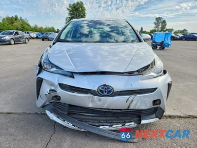 Piąte zdjęcie samochodu w środku: 2019 TOYOTA PRIUS LIMITED VIN:JTDKARFU6K3072312 - miniatura