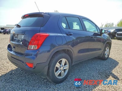 Trzecie zdjęcie samochodu z tyłu: 2018 CHEVROLET TRAX LS VIN:3GNCJNSB1JL289892 - miniatura