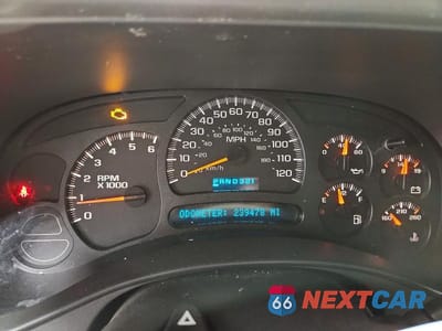 Zdjęcie 9 z 12 samochodu: 2004 CHEVROLET SILVERADO K1500 VIN:2GCEK19T641218344 - miniatura