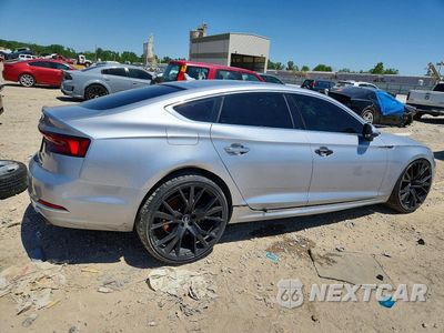 Trzecie zdjęcie samochodu z tyłu: 2019 AUDI A5 PREMIUM VIN:WAUANCF56KA054472 - miniatura
