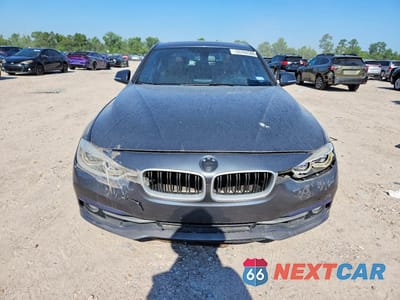 Piąte zdjęcie samochodu w środku: 2018 BMW 330 I VIN:WBA8B9G54JNU95873 - miniatura