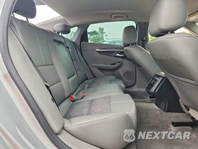 Zdjęcie 10 z 12 samochodu: 2016 CHEVROLET IMPALA LT VIN:2G1105SA6G9193268 - miniatura