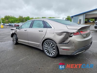 Drugie zdjęcie samochodu z przodu: 2018 LINCOLN MKZ PREMIERE VIN:3LN6L5A93JR625646 - miniatura