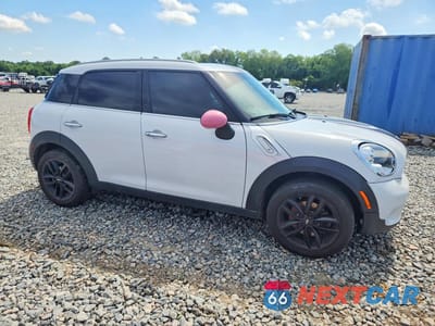 Czwarte zdjęcie samochodu z boku: 2016 MINI COOPER COUNTRYMAN VIN:WMWZB3C55GWR47422 - miniatura